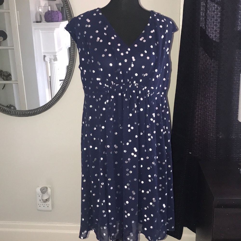 A Pea in the Pod maternity dress